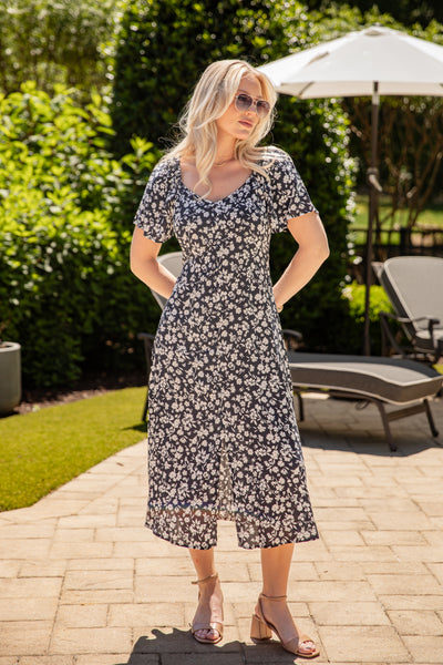 shopdressup_black_floral_midi_dress-5_b875b370-59b7-4de5-8cb0-1b338ff634ea_600x600.jpg