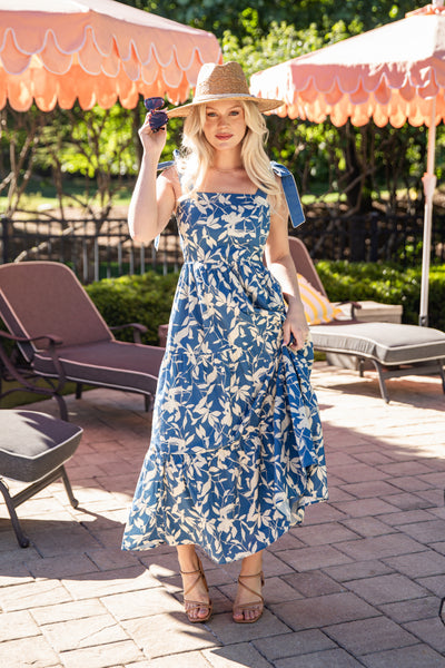 shopdressup_blue_floral_maxi_dress-5_0b59583c-8845-4a3a-aba3-43254481478a_600x600.jpg