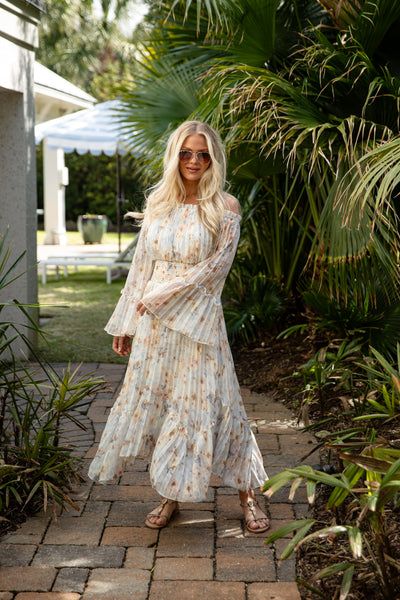 shopdressup_blue_floral_pleated_maxi_dress-2_600x600.jpg