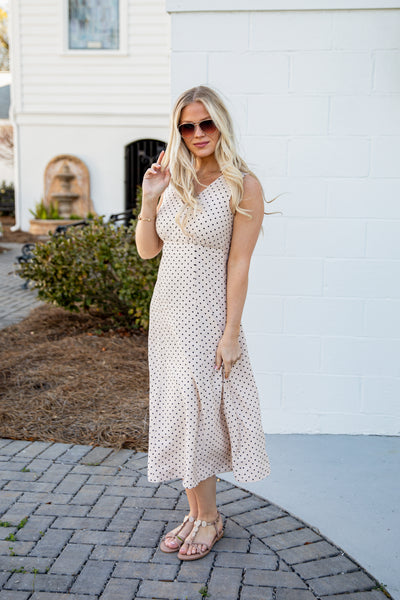 shopdressup_cream_polka_dot_midi_dress-3_563ba2d5-fcfb-4d6b-bb44-05929da0f7a1_600x600.jpg