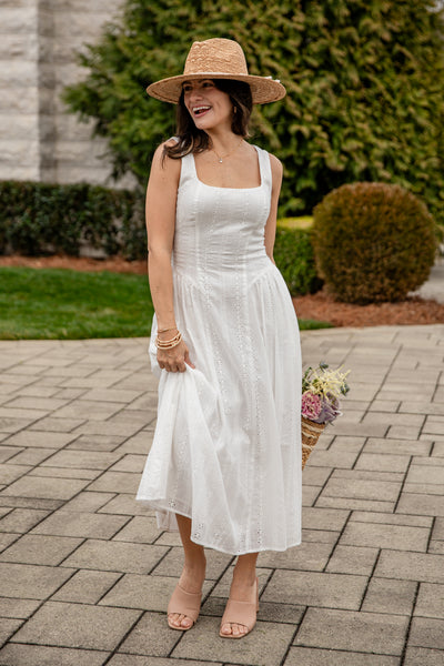 shopdressup_white_eyelet_maxi_dress-3_600x600.jpg