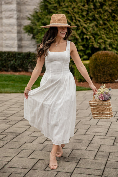 shopdressup_white_eyelet_maxi_dress-4_600x600.jpg