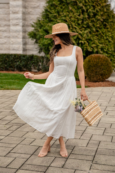 shopdressup_white_eyelet_maxi_dress-5_600x600.jpg